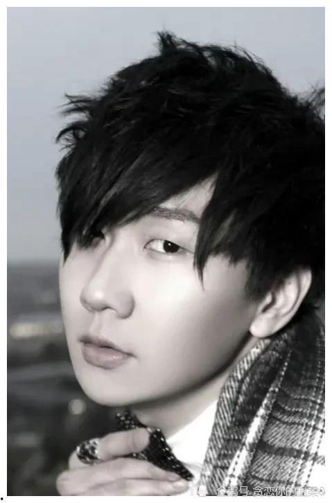 穿书娱乐圈吃瓜嗑糖,吃瓜嗑糖,解锁甜蜜穿书之旅 第2张 穿书娱乐圈吃瓜嗑糖,吃瓜嗑糖,解锁甜蜜穿书之旅 第2张